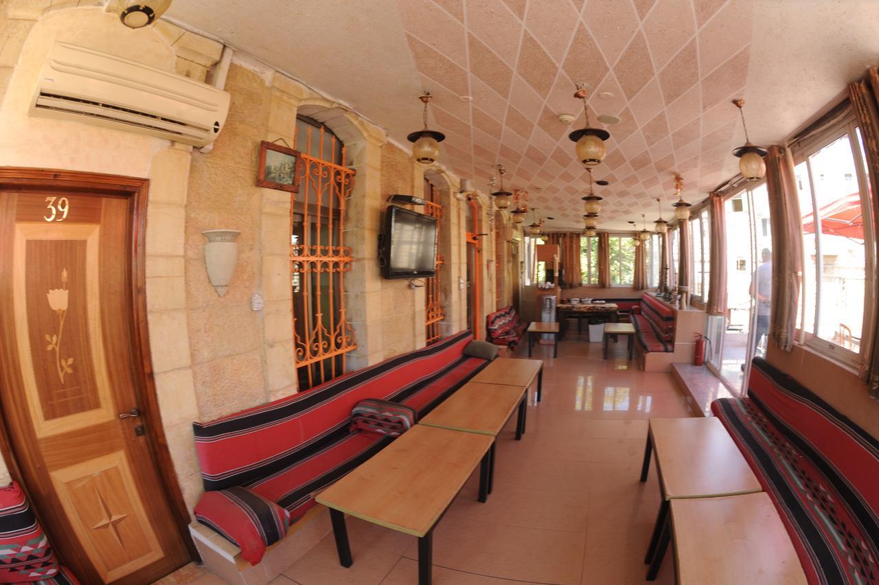 Palm Hostel Єрусалим Екстер'єр фото